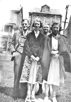 Lois and Jean with their Mom and Dad
