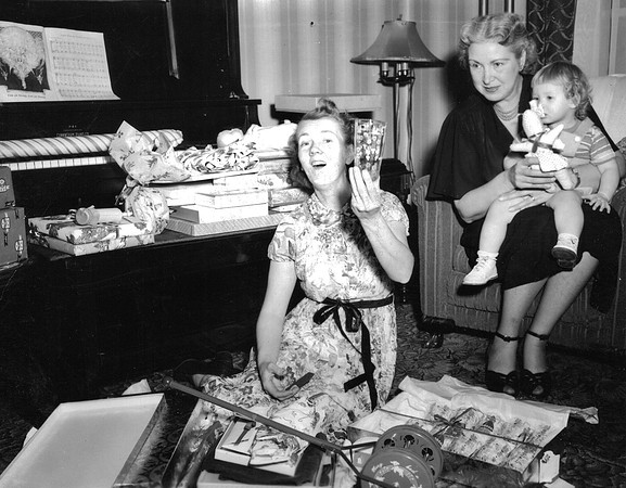 Lois, Dorothy and Jean